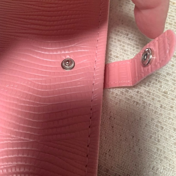 Blush and Highl and Lipless and Eyeshadow Pallet - Picture 5 of 8